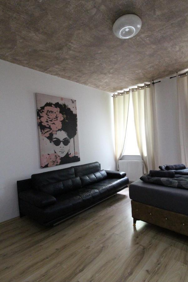 Family Quad Rf Appartement